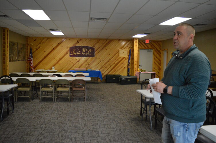 Community rallies for Lynd center News, Sports, Jobs Marshall